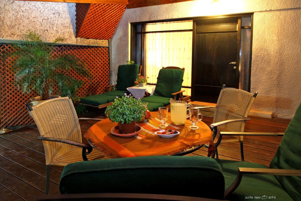 Rosh Pinat Noy Villa Exterior photo